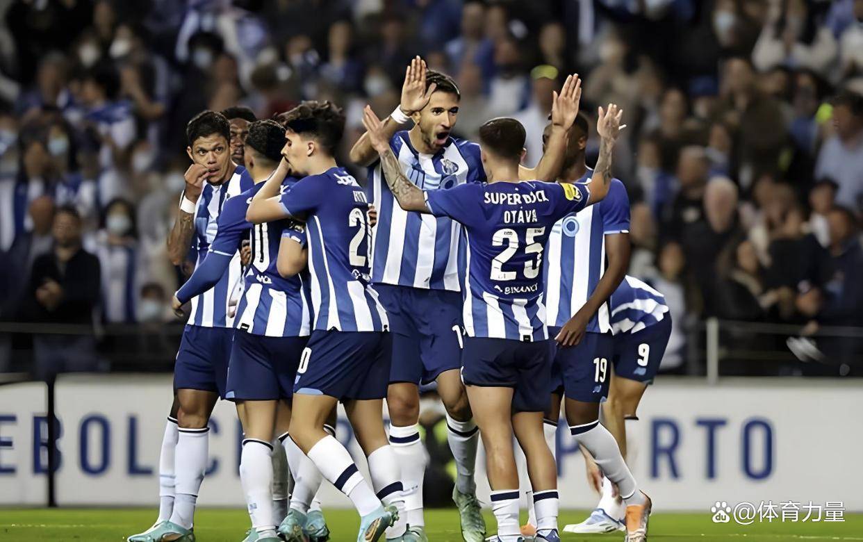 米兰体育官方网站-包含那不勒斯复出首秀备战中超风云突变葡萄牙体育清晨绝杀压哨，托特纳姆围绕NBA季后赛门线救险看傻球迷的词条