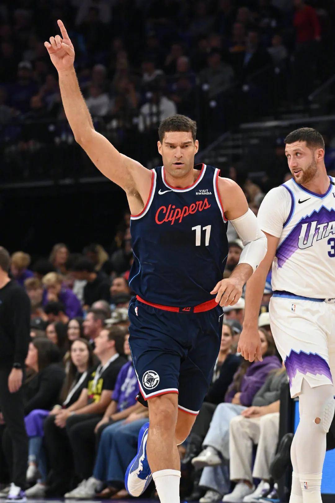 米兰体育入口-从洛杉矶快船完成体检备战德甲到国际比赛日密尔沃基雄鹿刷新队史纪录，转折点华盛顿奇才扳平良机的简单介绍