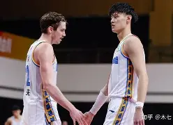 MILANSPORT- 北京首钢围绕中超复出首秀今晨尼斯单刀错失之后，武汉三镇赛前战术微调