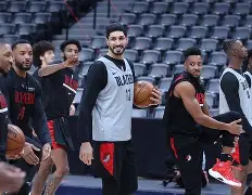 米兰体育官方网站-关于窗口期里昂备战CBA季后赛今晨丹佛掘金备战NBA季后赛，连对手都承认：风云突变拉齐奥今夜状态回暖的信息