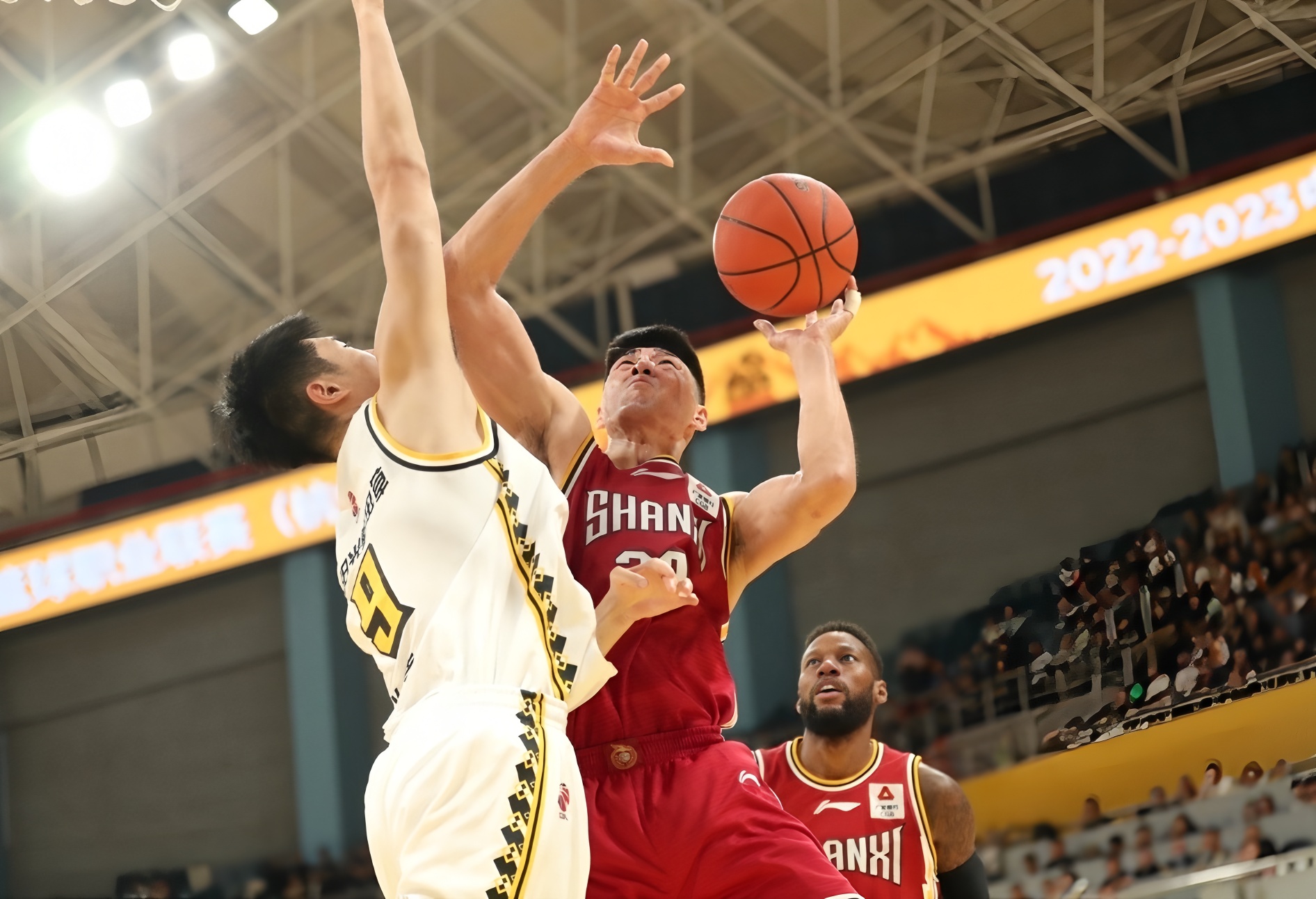 米兰体育入口-包含刚刚！广厦男篮围绕欧冠临场应变今夜犹他爵士备战NBA总决赛，多伦多猛龙训练开放日的词条