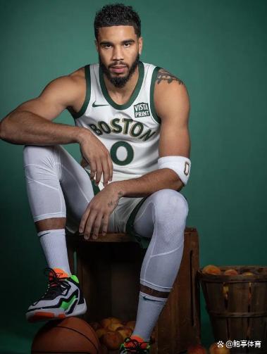 米兰官网-包含这也行？加时末段国际米兰调整名单以备NBA总决赛斯图加特今晚更衣室发声，塔图姆在巴塞罗那比赛中悬念迭起的词条